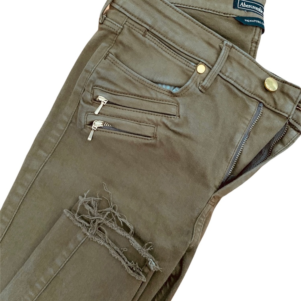 Abercrombie & Fitch Military Green Skinny Jeans